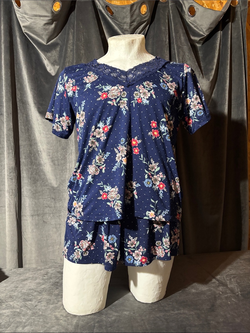 Floral Lace-Trim Navy Short Sleeve Tee
